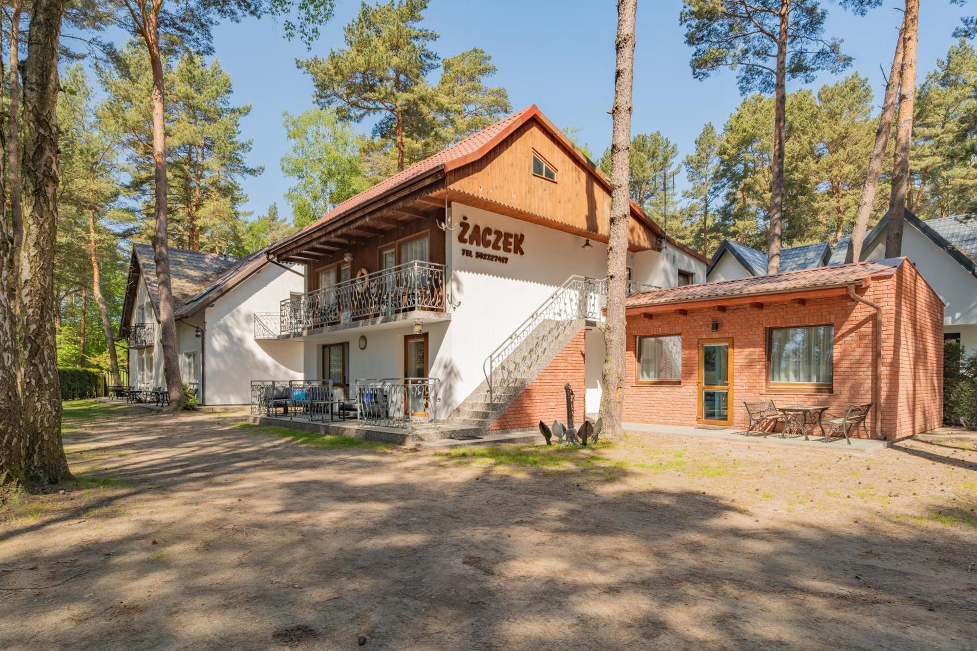 Goscinne Zaczek Homestay Debki